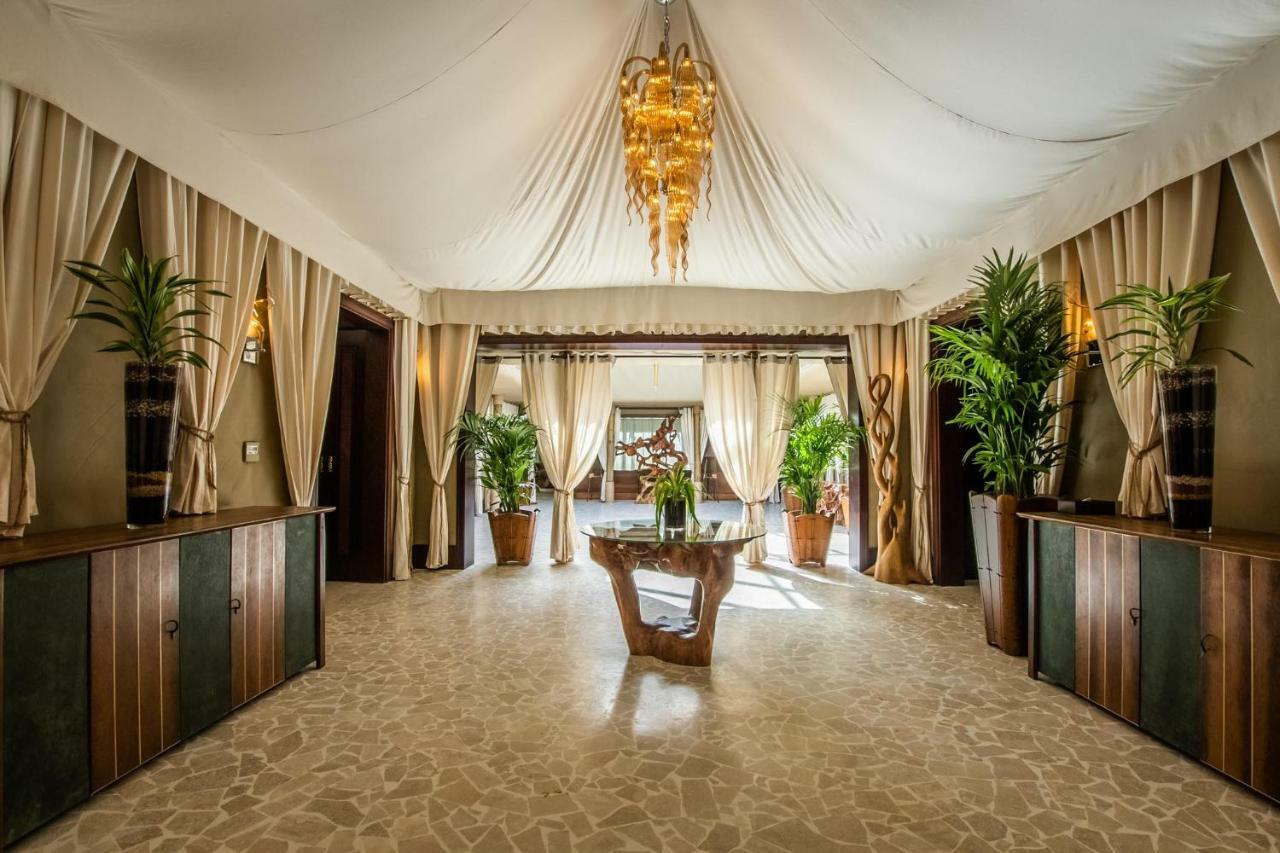 Telal Resort Al Ain Buitenkant foto Spa at The Mirage